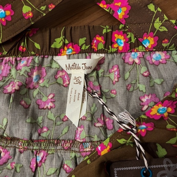 Matilda Jane On a Whim Tiered Babydoll Tank Top XS Floral Brown Pink Cross Back - Picture 5 of 8